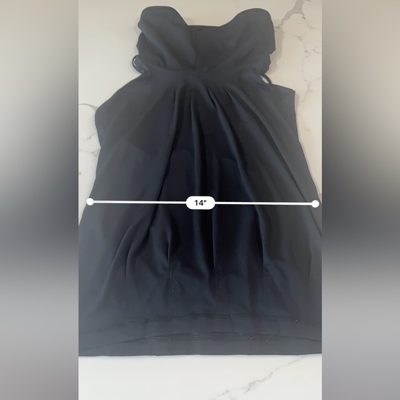 Flow and Go Lululemon-Black Strappy Long Mesh Tank - Picture 5 of 6